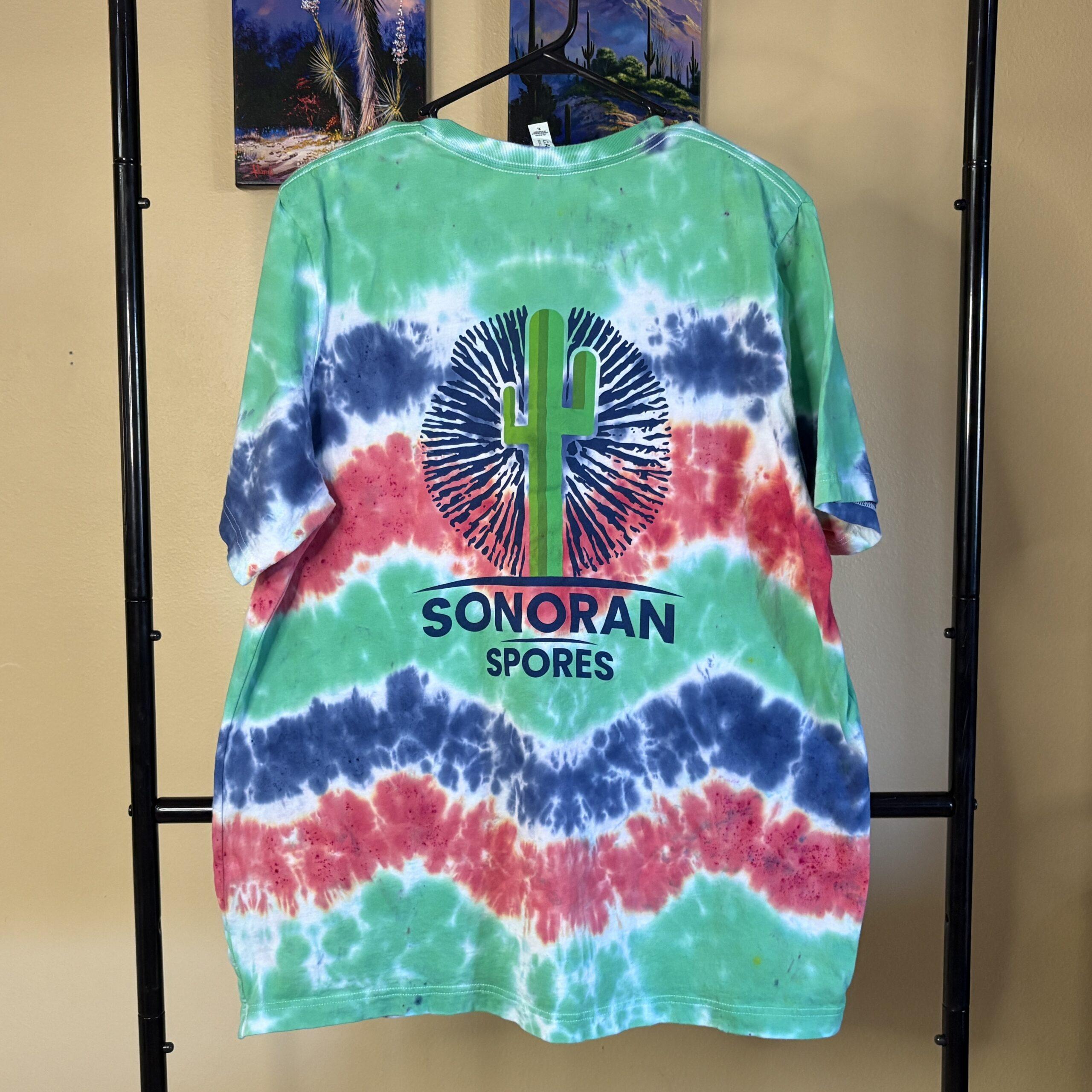 Logo T-Shirt, Size: Extra Large, Design: Red, Blue, Green Chevron