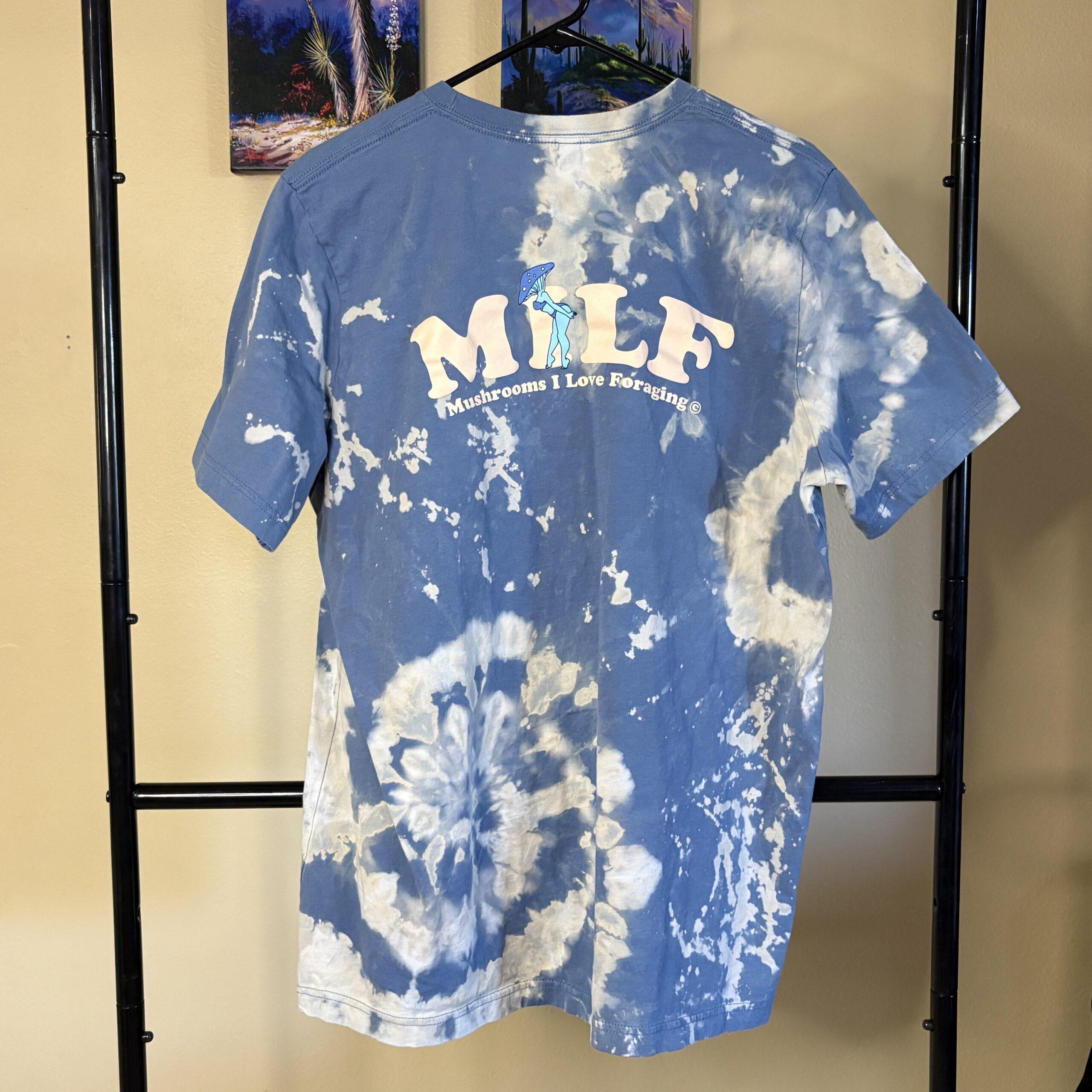 MILF T-Shirt, Size: Extra Large, Design: Swirl/Splash